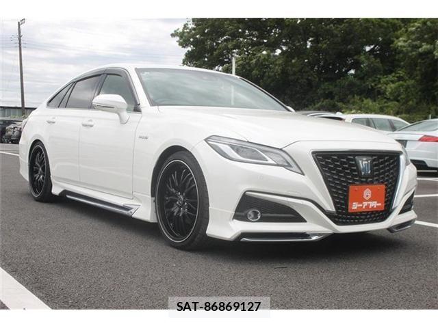 Toyota CROWN SEDAN 2019-05 7216681-5