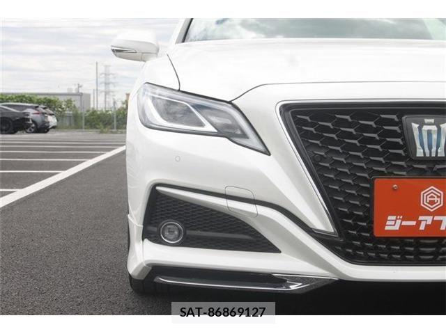 Toyota CROWN SEDAN 2019-05 7216681-7