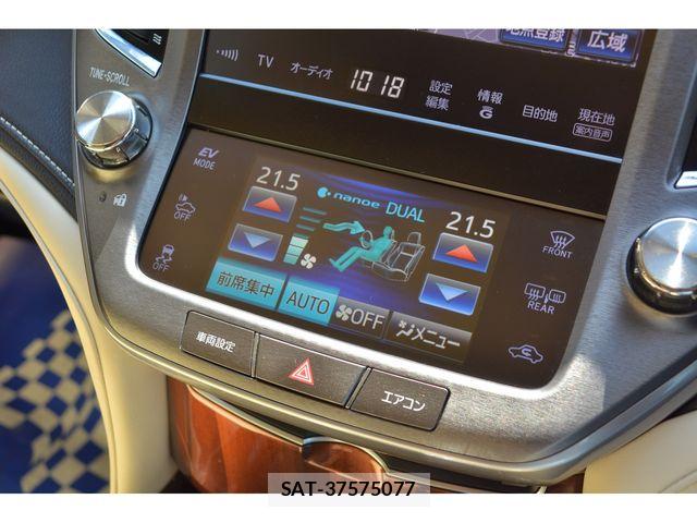Toyota CROWN SEDAN 2013-03 7216613-11