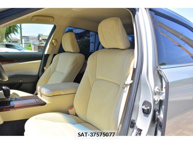 Toyota CROWN SEDAN 2013-03 7216613-15