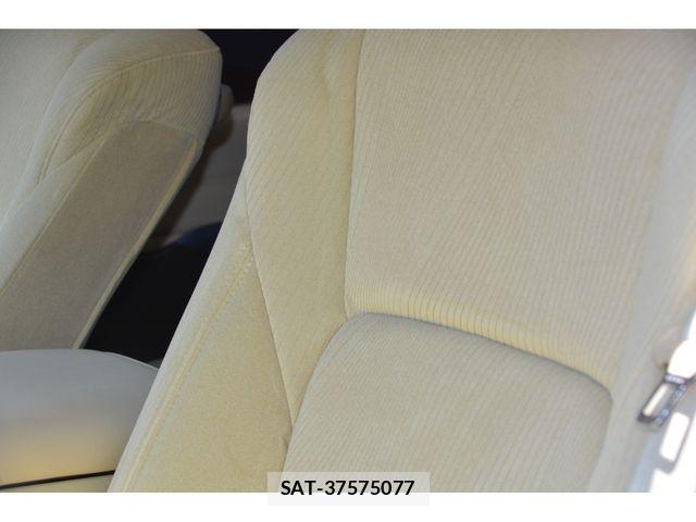 Toyota CROWN SEDAN 2013-03 7216613-16