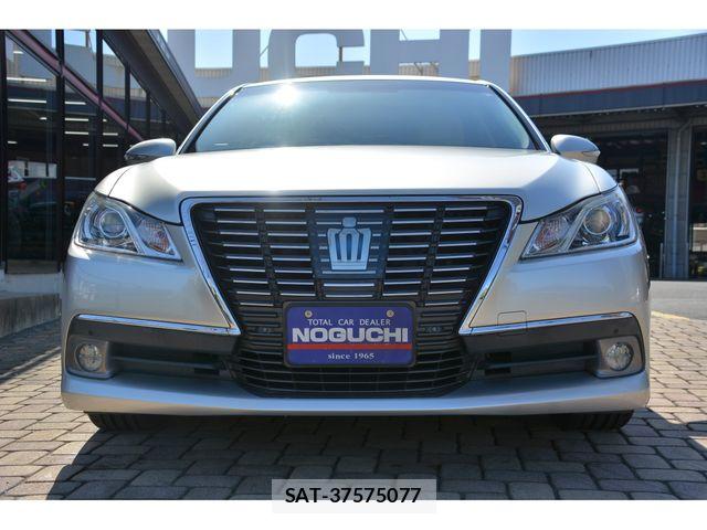 Toyota CROWN SEDAN 2013-03 7216613-1