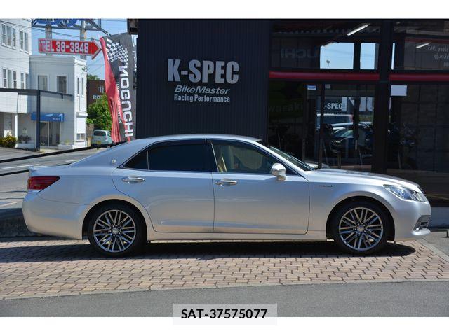 Toyota CROWN SEDAN 2013-03 7216613-3