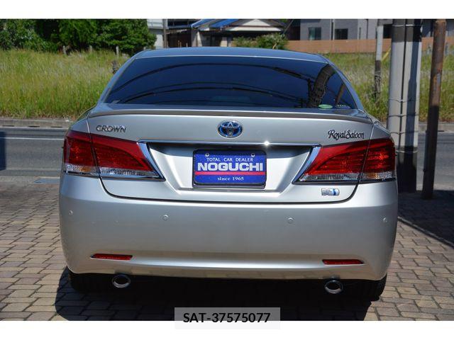 Toyota CROWN SEDAN 2013-03 7216613-5
