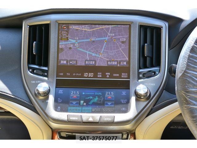 Toyota CROWN SEDAN 2013-03 7216613-8