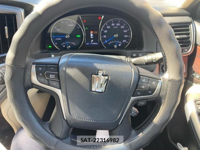 Toyota CROWN SEDAN 2013-03 7216610-14