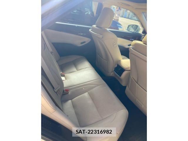 Toyota CROWN SEDAN 2013-03 7216610-7