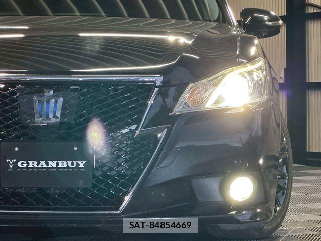 Toyota CROWN SEDAN 2014-11 7216639-18