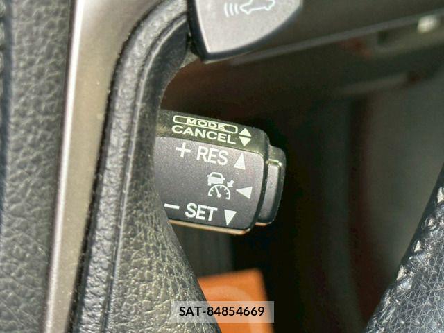 Toyota CROWN SEDAN 2014-11 7216639-8