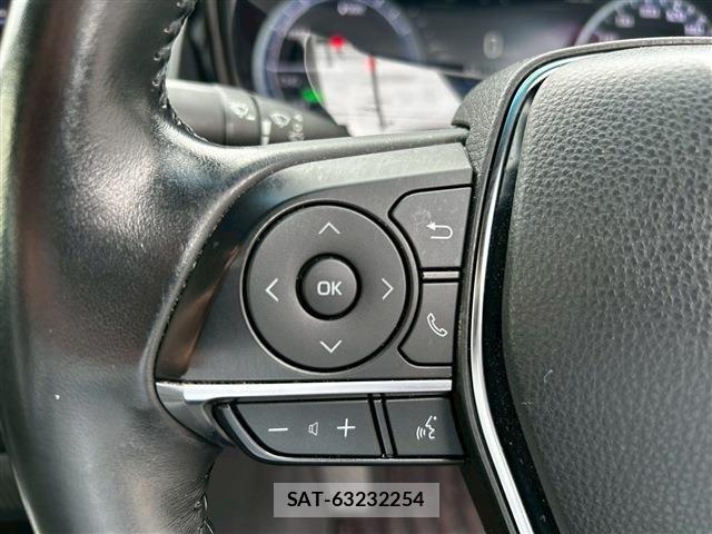 Toyota CROWN SEDAN 2021-07 7216697-17