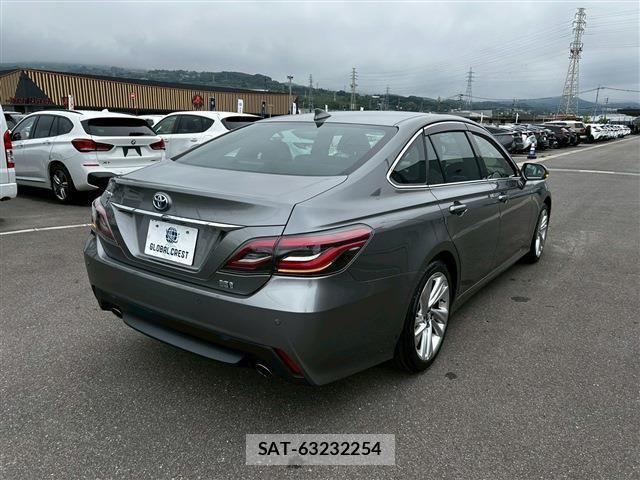 Toyota CROWN SEDAN 2021-07 7216697-5