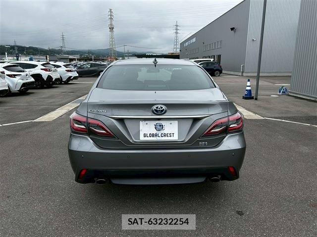 Toyota CROWN SEDAN 2021-07 7216697-6