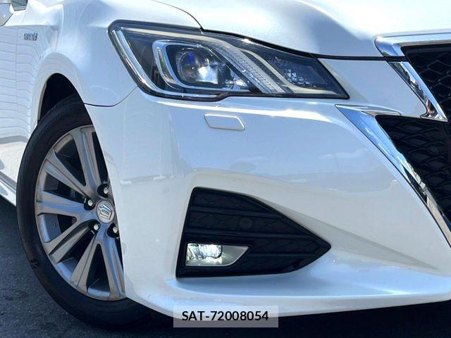 Toyota CROWN SEDAN 2016-01 7216646-13