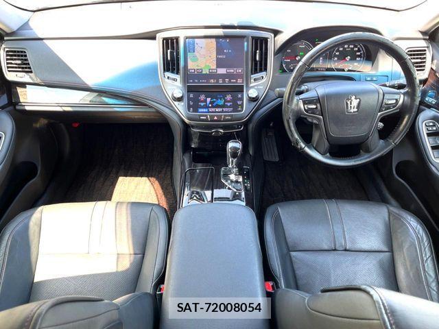 Toyota CROWN SEDAN 2016-01 7216646-1