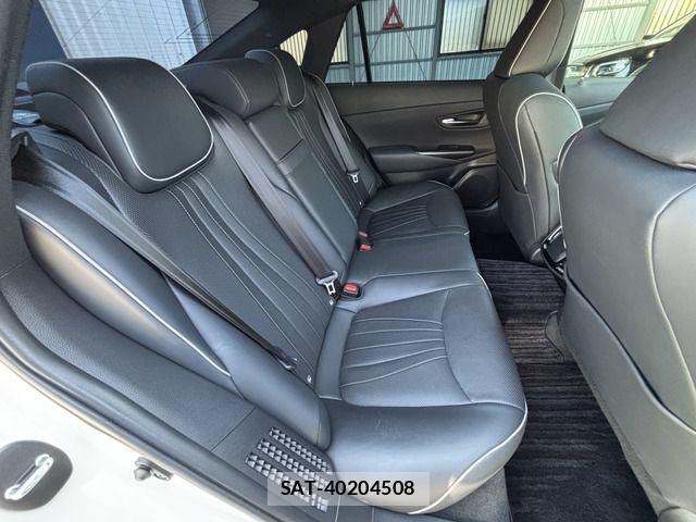 Toyota CROWN SEDAN 2018-08 7216656-17