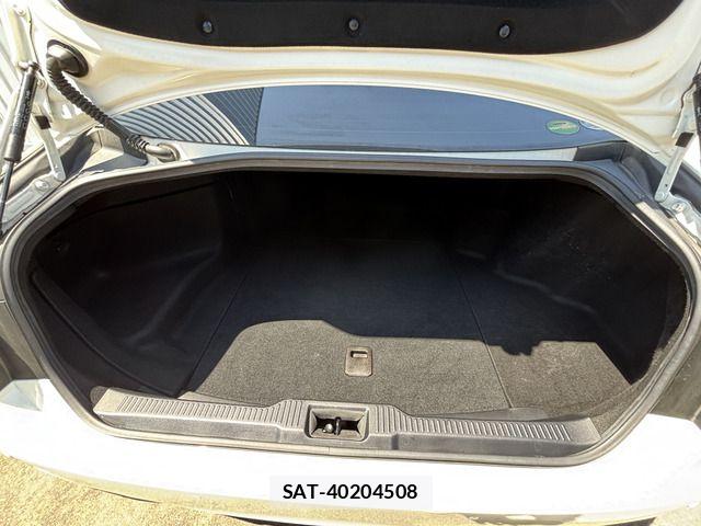 Toyota CROWN SEDAN 2018-08 7216656-19