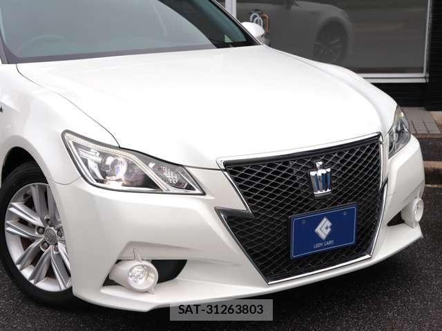 Toyota CROWN SEDAN 2013-05 7216612-15