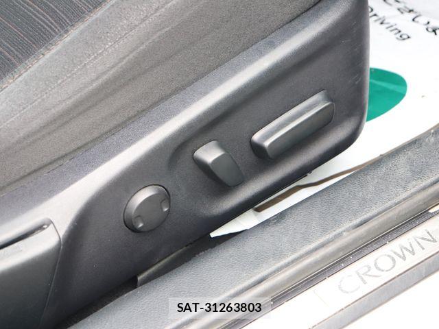 Toyota CROWN SEDAN 2013-05 7216612-25