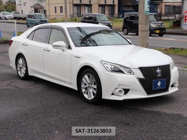 Toyota CROWN SEDAN 2013-05 7216612-2