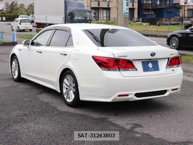 Toyota CROWN SEDAN 2013-05 7216612-4