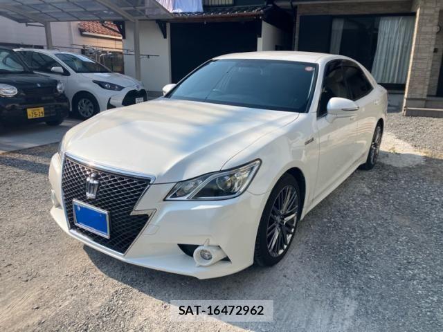 Toyota CROWN SEDAN 2013-11 7216629-1