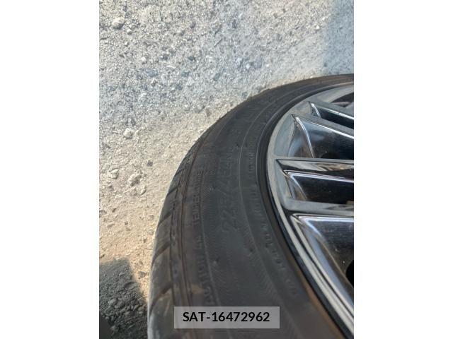 Toyota CROWN SEDAN 2013-11 7216629-5