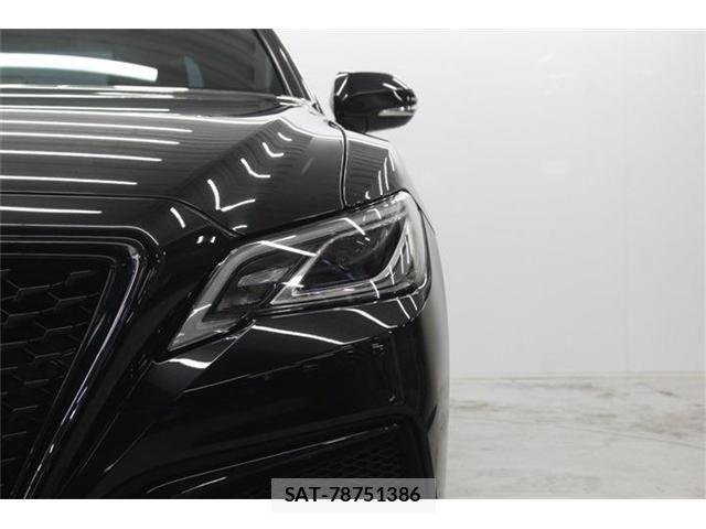 Toyota CROWN SEDAN 2018-09 7216661-14