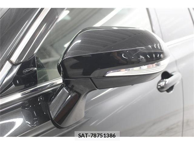 Toyota CROWN SEDAN 2018-09 7216661-16