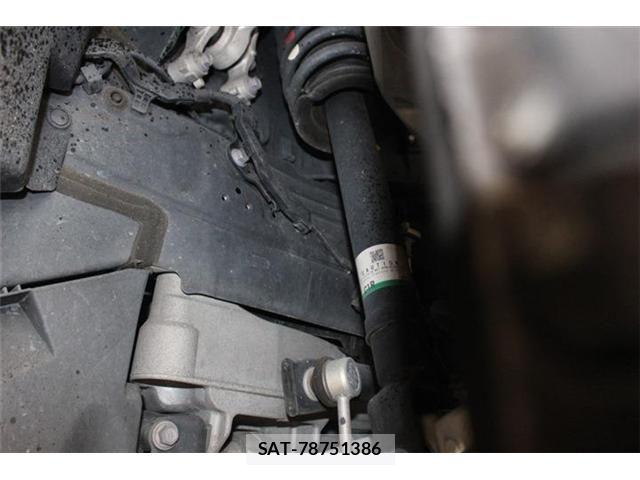 Toyota CROWN SEDAN 2018-09 7216661-19