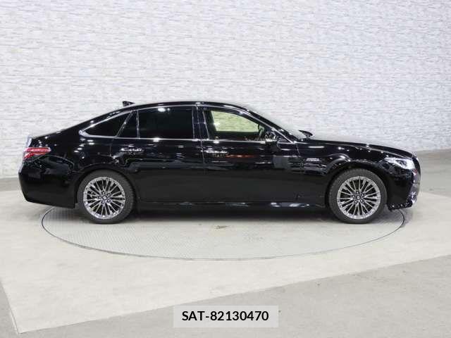 Toyota CROWN SEDAN 2020-03 7216682-13