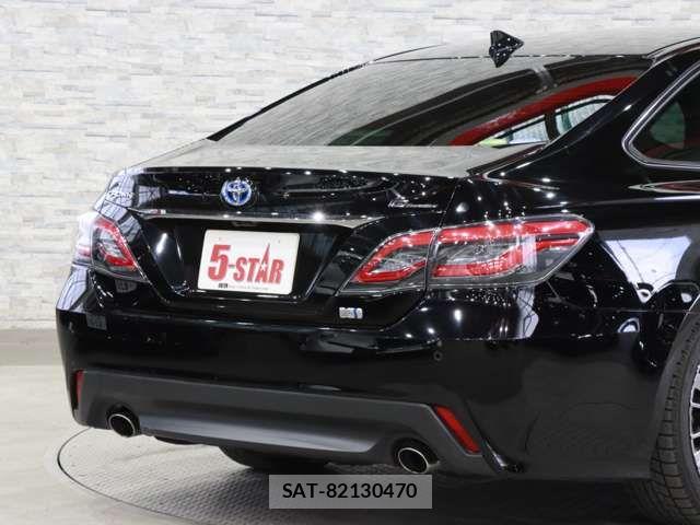Toyota CROWN SEDAN 2020-03 7216682-19