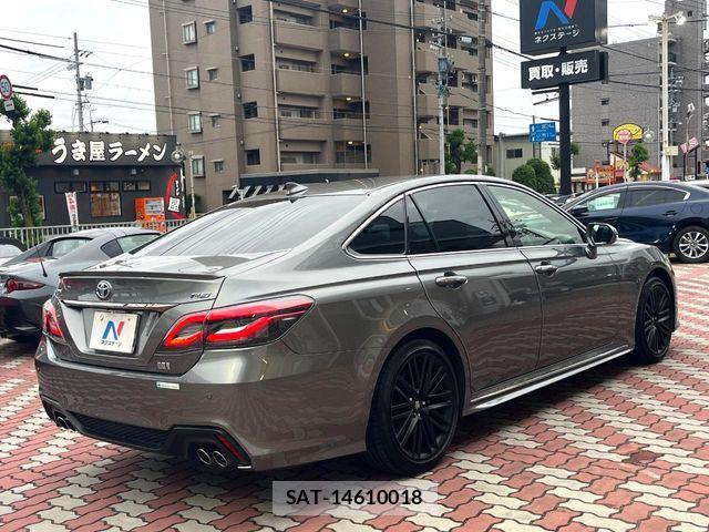 Toyota CROWN SEDAN 2022-05 7216701-16