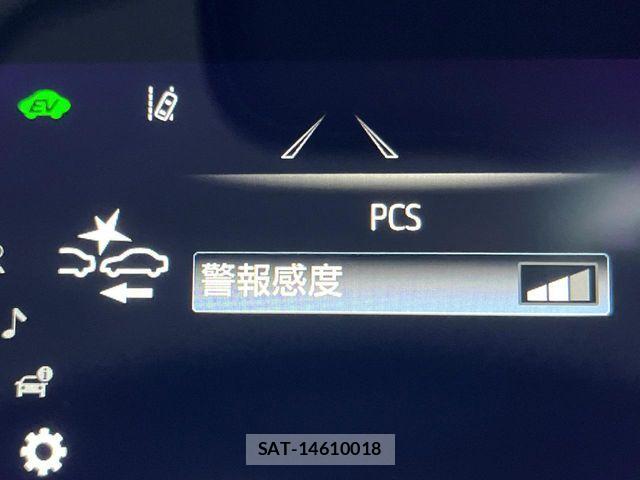 Toyota CROWN SEDAN 2022-05 7216701-5