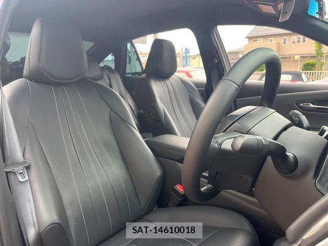 Toyota CROWN SEDAN 2022-05 7216701-7