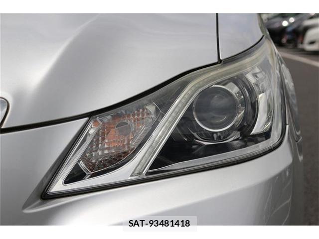 Toyota CROWN SEDAN 2013-03 7216605-23