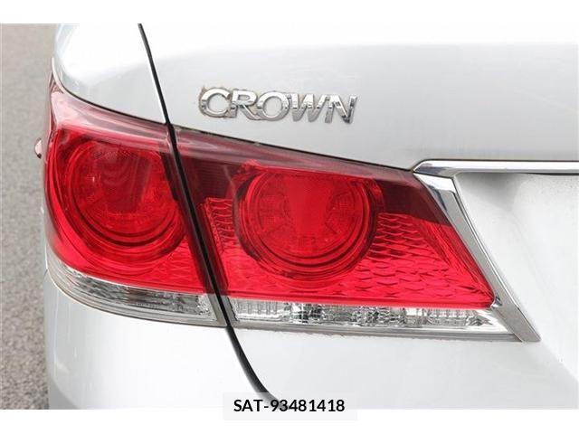 Toyota CROWN SEDAN 2013-03 7216605-28