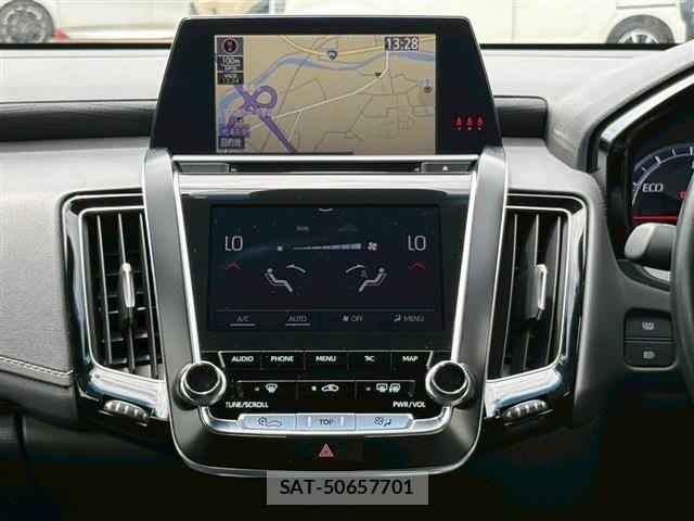 Toyota CROWN SEDAN 2018-10 7216665-20
