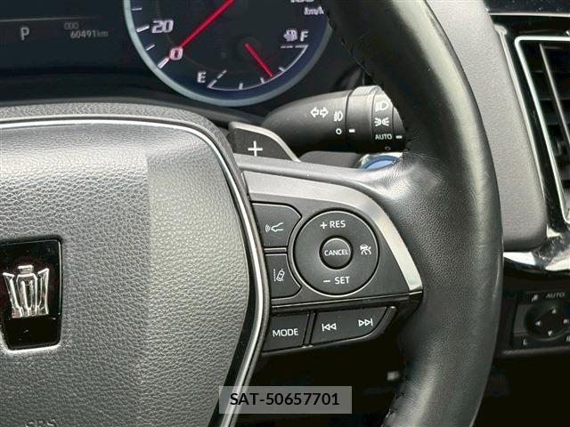 Toyota CROWN SEDAN 2018-10 7216665-25