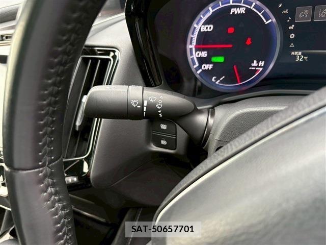 Toyota CROWN SEDAN 2018-10 7216665-26