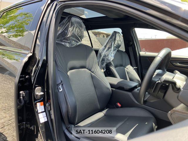 Toyota CROWN SEDAN 2024-05 7216703-11