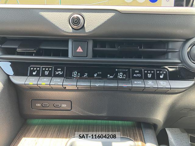 Toyota CROWN SEDAN 2024-05 7216703-17