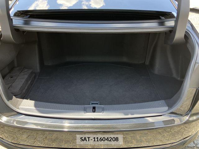 Toyota CROWN SEDAN 2024-05 7216703-24