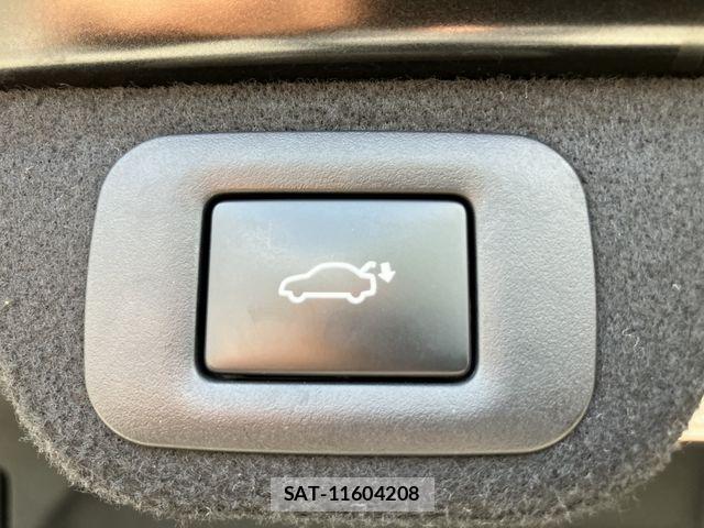 Toyota CROWN SEDAN 2024-05 7216703-25