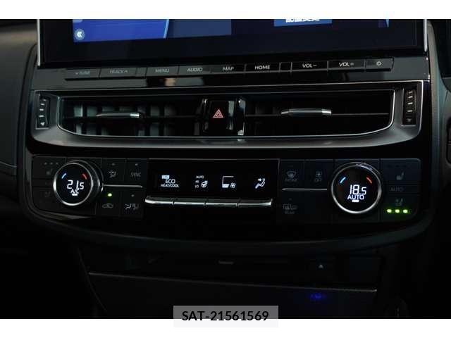 Toyota CROWN SEDAN 2021-10 7216700-29