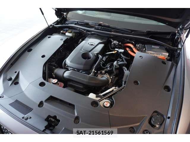 Toyota CROWN SEDAN 2021-10 7216700-8
