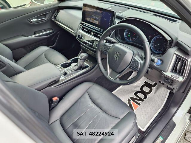 Toyota CROWN SEDAN 2021-07 7216699-10