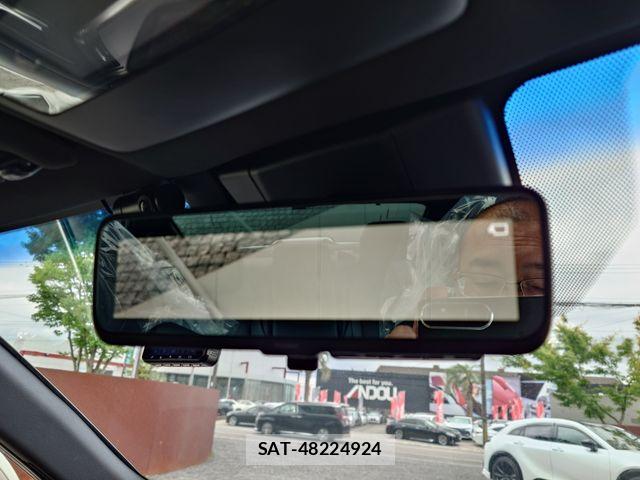 Toyota CROWN SEDAN 2021-07 7216699-14