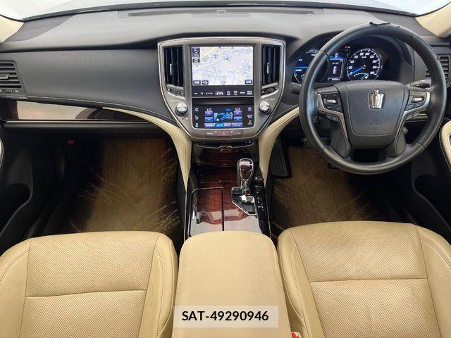 Toyota CROWN SEDAN 2016-02 7216647-1