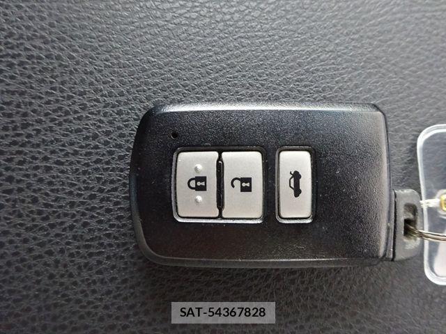 Toyota CROWN SEDAN 2018-05 7250287-15