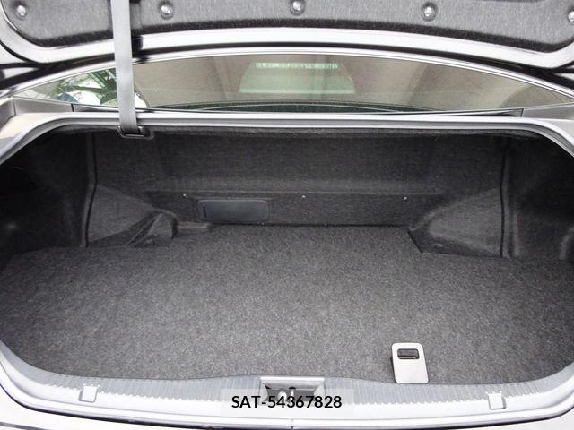 Toyota CROWN SEDAN 2018-05 7250287-18
